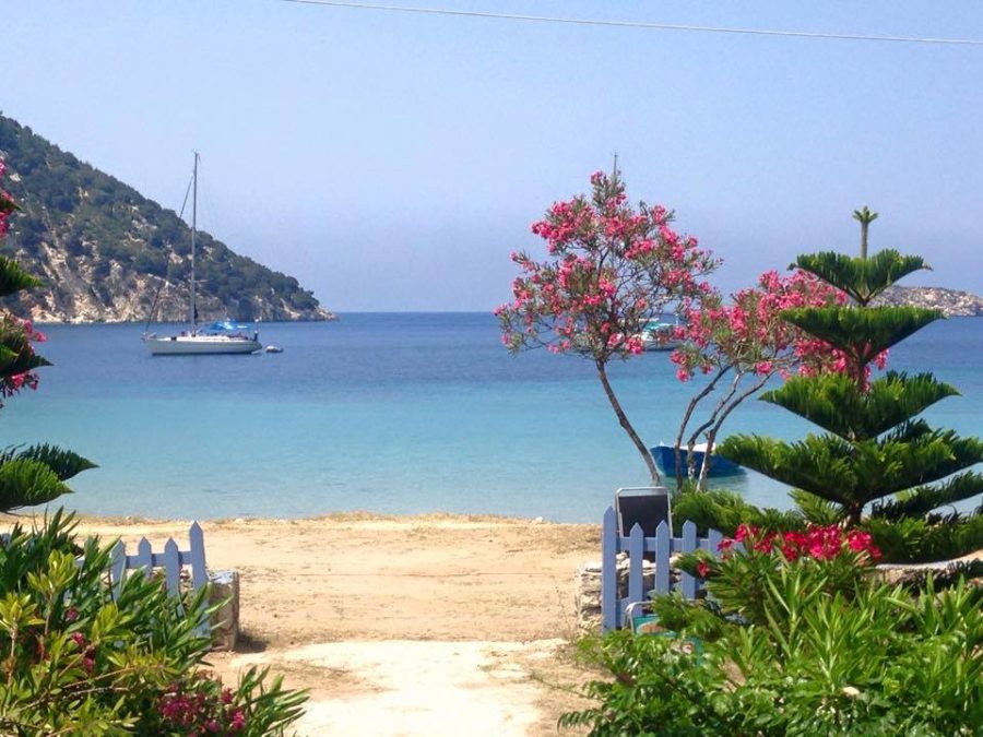 Taverna Drosos, Porto Atheras